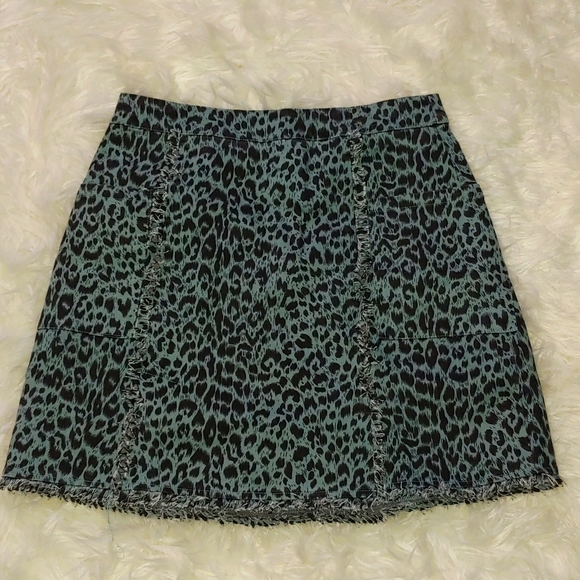 Umgee Mini Skirt - Picture 1 of 7